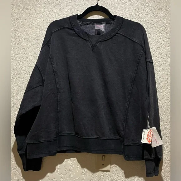 Free People Movement Hatch Intercept Sweatshirt Black Washed out Size L - Picture 4 of 7